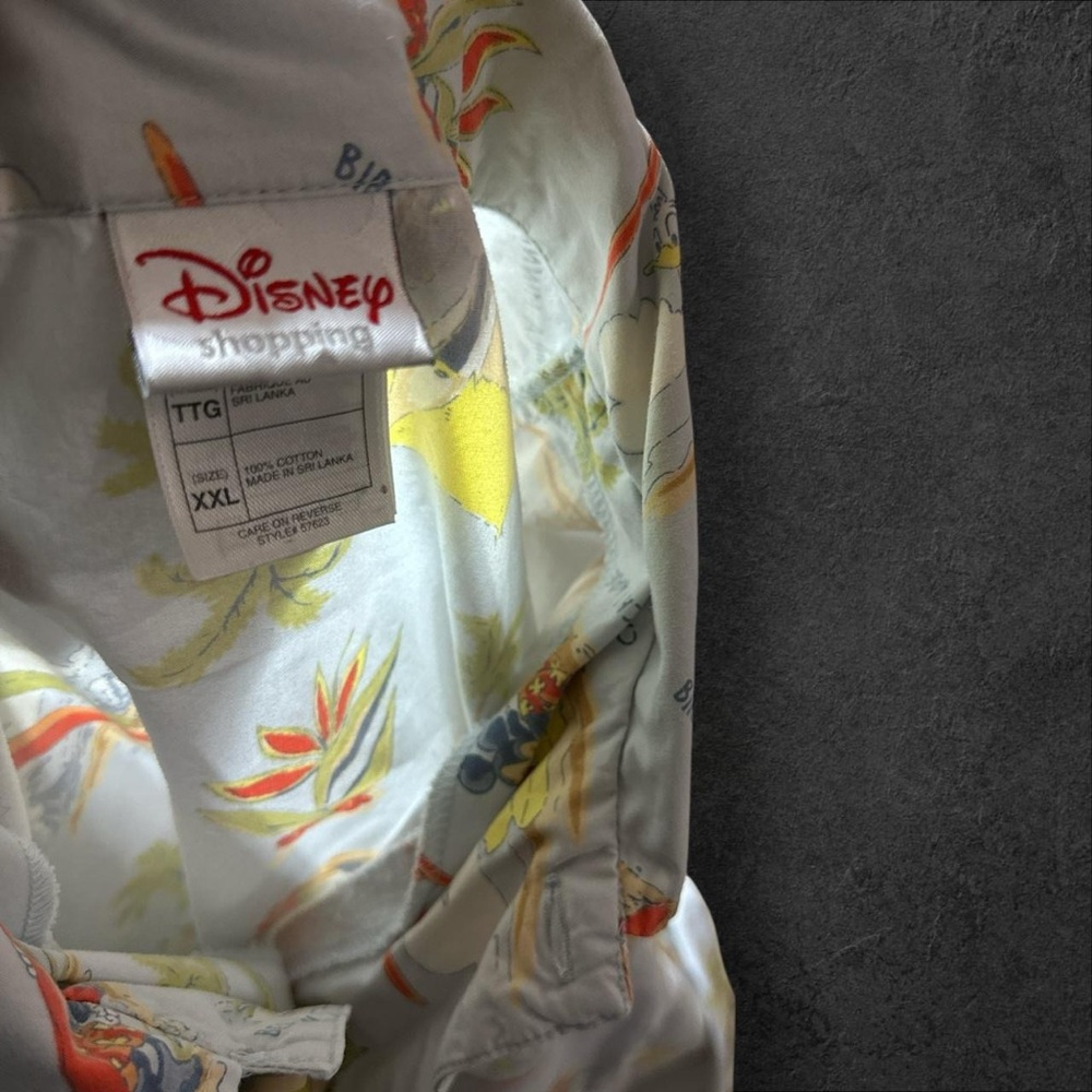 Disney Mickey Mouse shirt men’s 2XL Multicolor short sleeve Hawaiian Beach - Picture 4 of 5